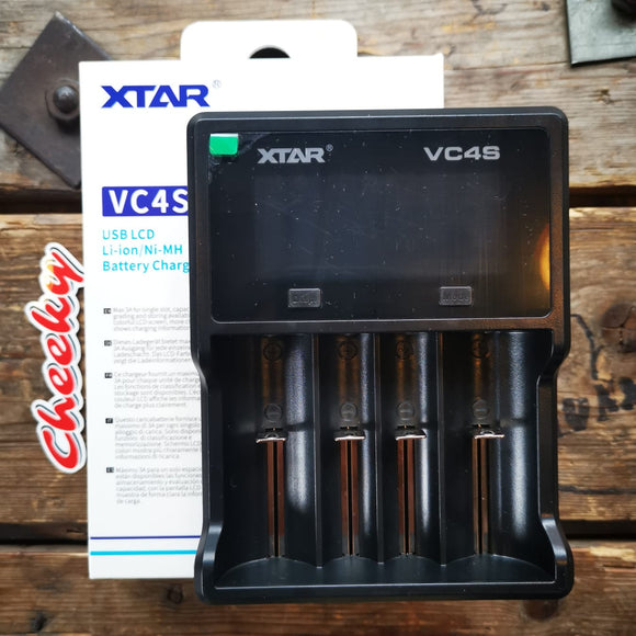 XTAR VC4S Charger